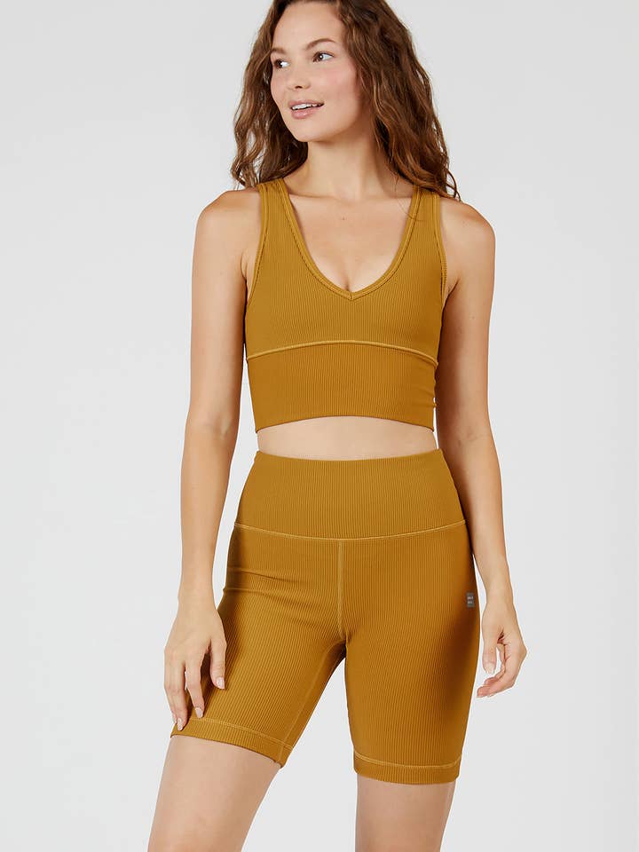 Harper ribbet biker shorts 8 „honning for engroshandel hos Cream Yoga