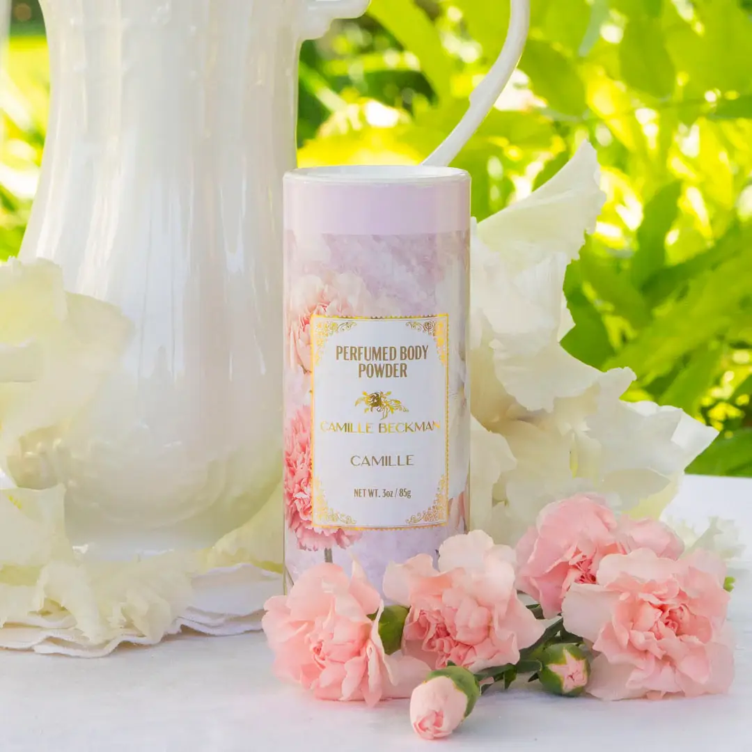 Camille Beckman - Venta al por mayor Polvos de talco para el cuerpo - Polvos Corporales Perfumados Camille 113g3