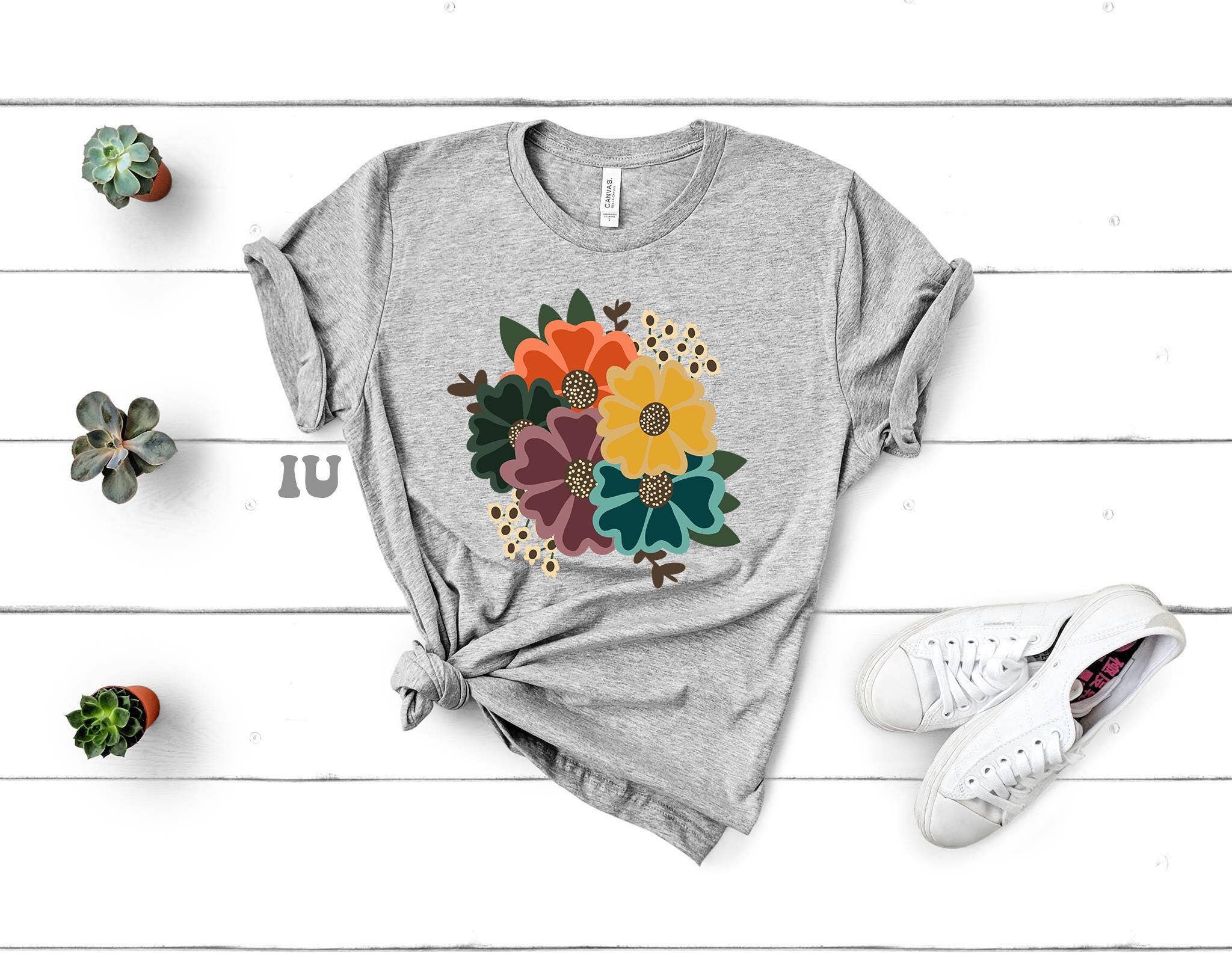 Inked Up Apparel - Wholesale T-Shirt (Graphic) - Unisex - Grey Hand Drawn Floral Graphic Tee0