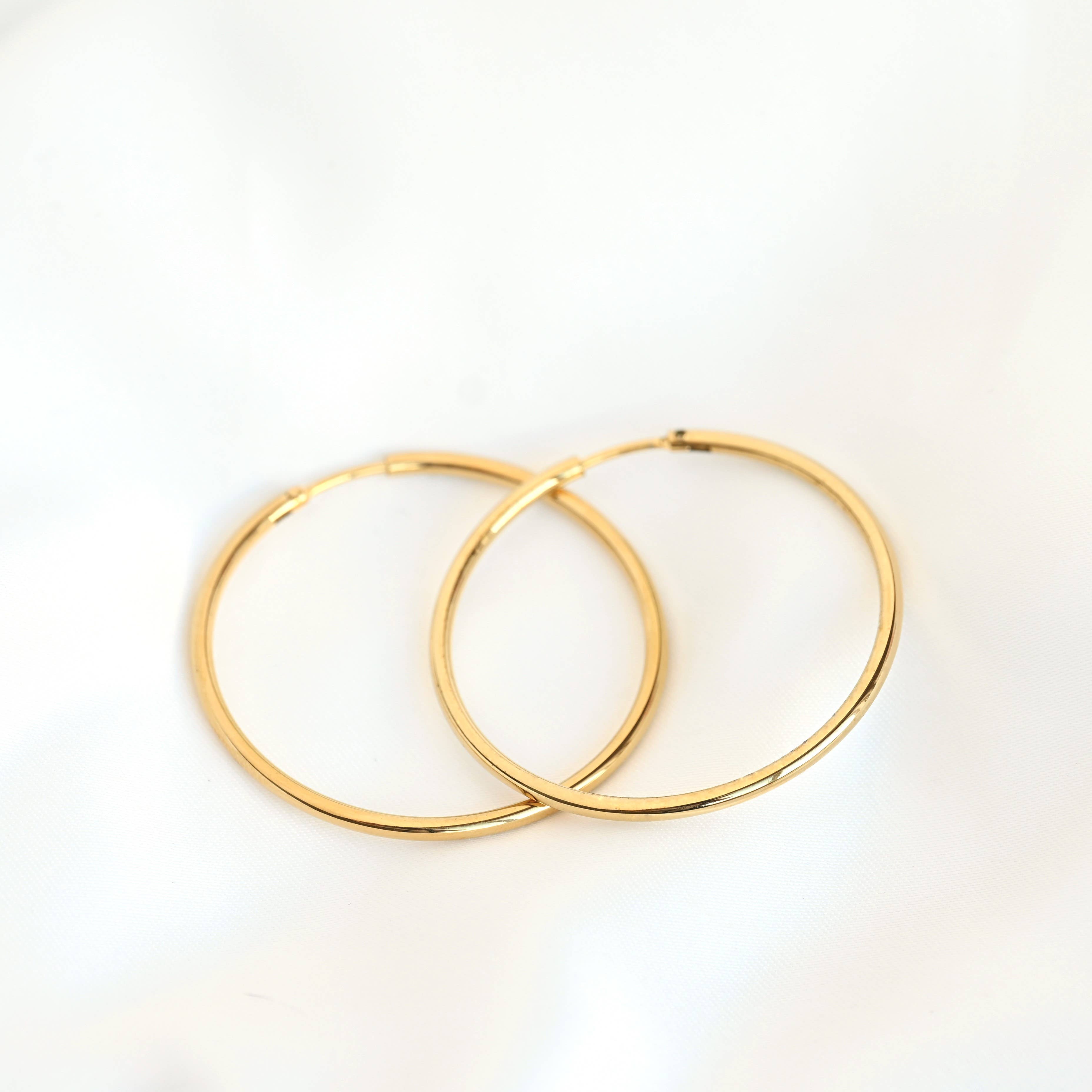 Blueyejewelry - Wholesale Hoop Earrings - Endless Hoop Earrings - Infinity Hoops - Continuous Hoops