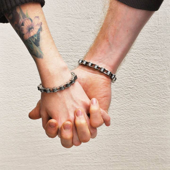 Bracelet en chaîne de vélo recyclée - Unisexe pour la vente par paguroupcycle