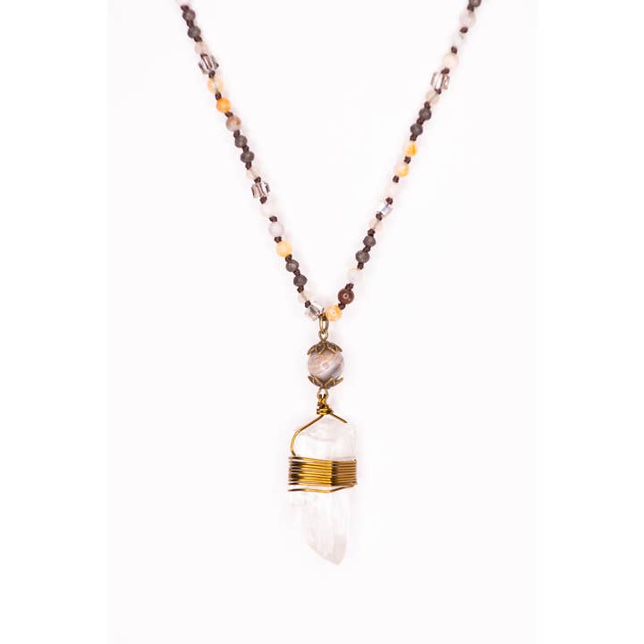 Dylan Designs - Vente Collier de perles - Collier Suri en gris4