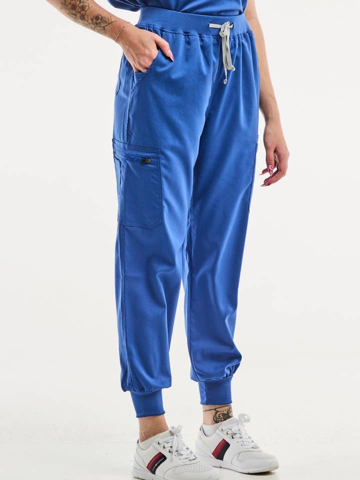 AELIN - Wholesale Healthcare Uniform - Women's - EMMA Jogger - Tenue médicale - Femme - Bleu roi7