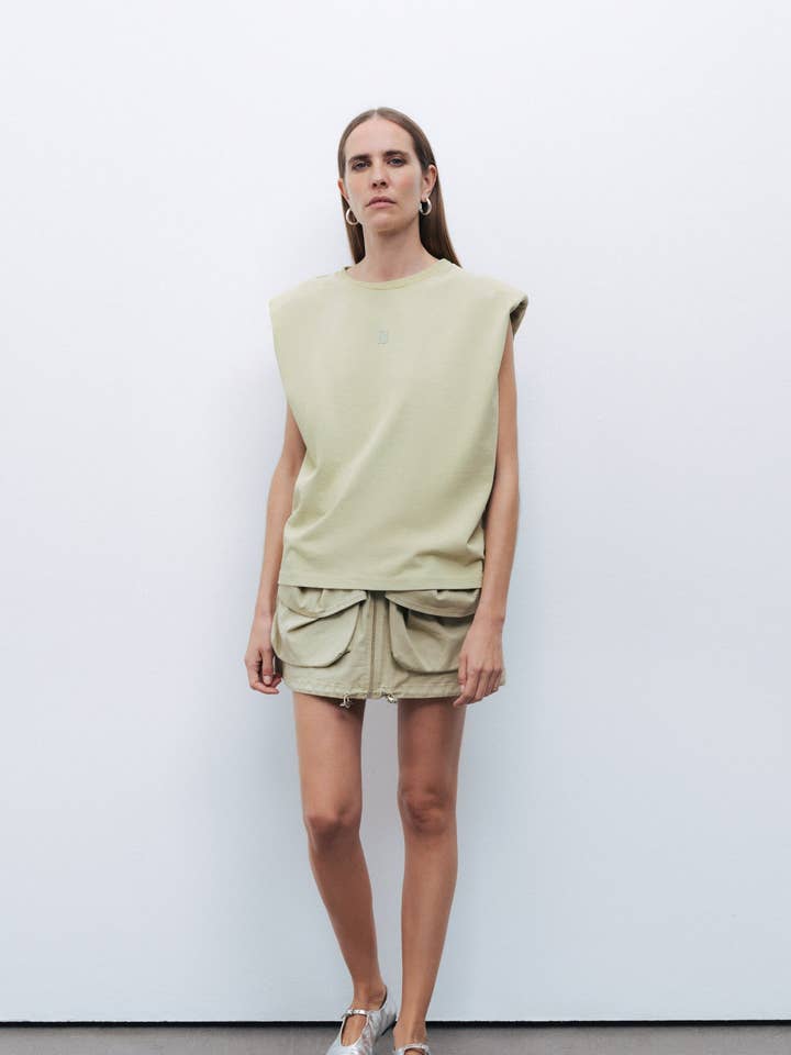 T-shirt rembourré pour la vente par NOCTURNE