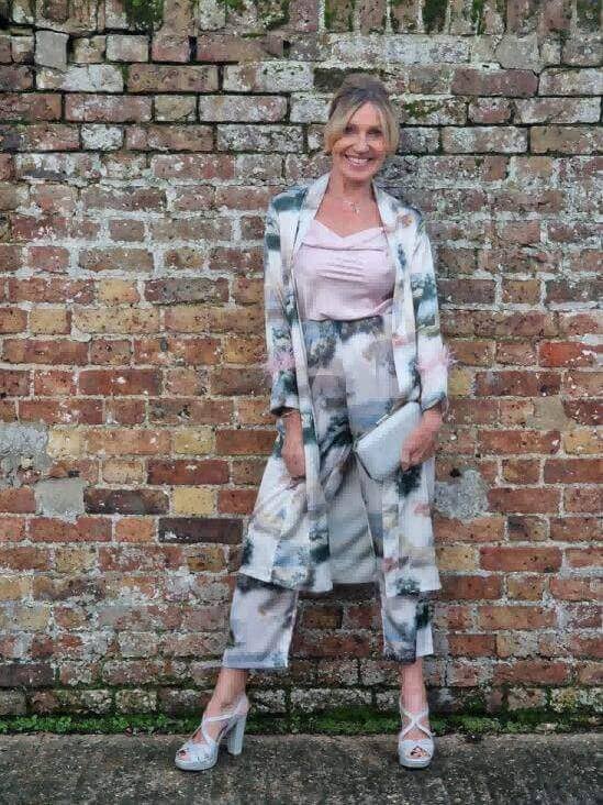 green Landscape Pajama Set 3pcs Feather for wholesale on Faire25