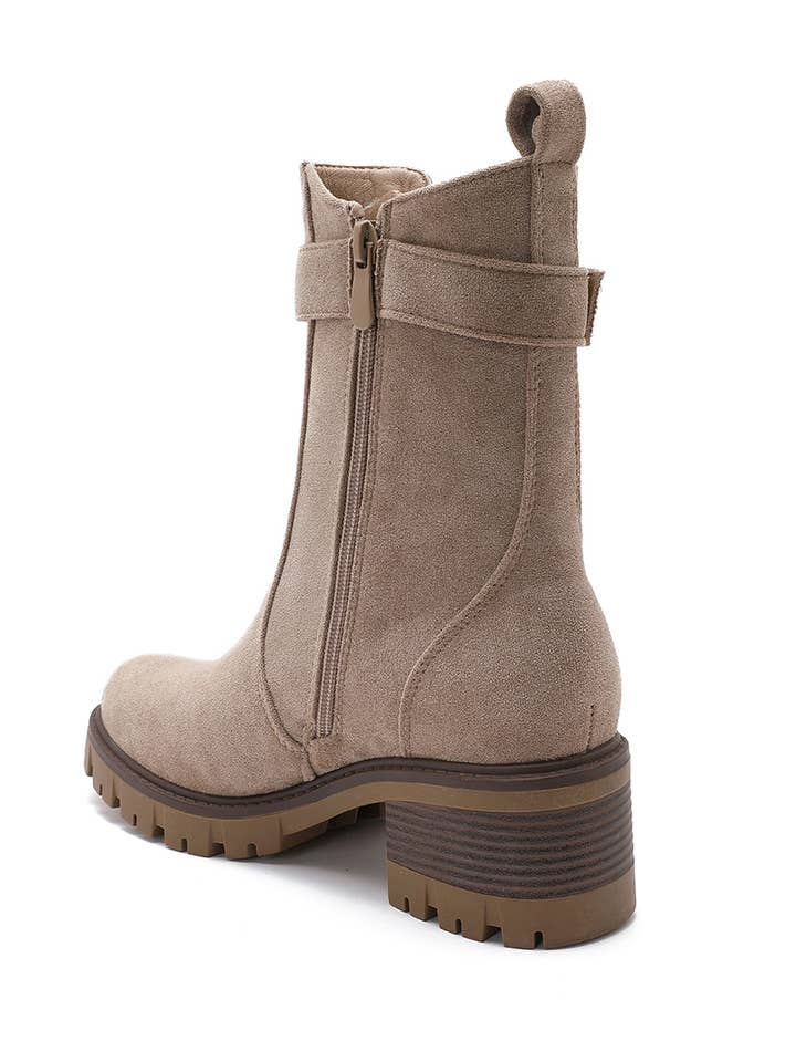 Joia Paris - Wholesale Boots - Women's - Block heel boots with sturdy lug sole WZ-11019