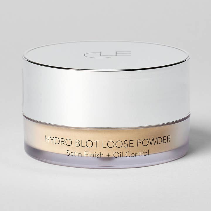 Poudre libre Hydro Blot pour la vente par CLE Cosmetics