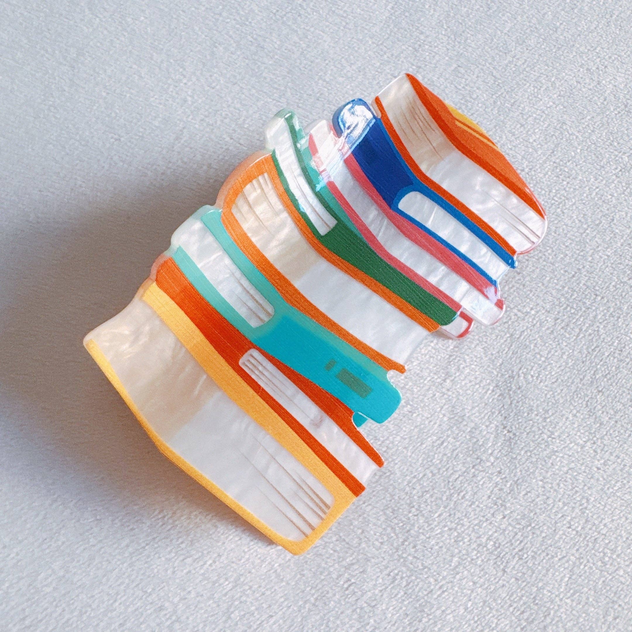 Ellison+Young - Vendita all'ingrosso Fermaglio per capelli - Donna - Artiglio per capelli colorato da bibliotecaria1