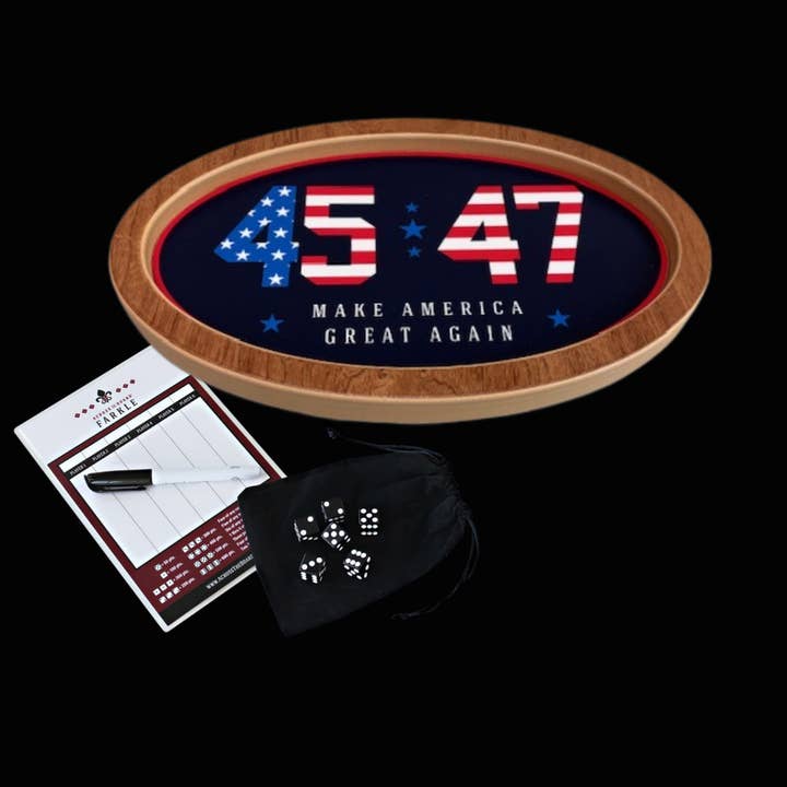 Trump 45/47 Farkle pour la vente par Across the Board