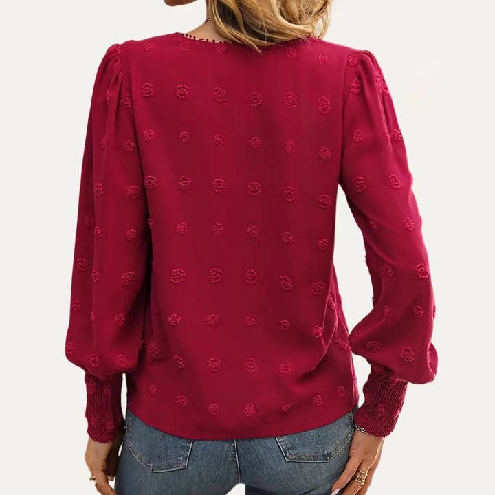 The Moment Collection - Wholesale Blouse - Dames - Altijd trendy Swiss Dot gehaakte top met lange mouwen van mesh2