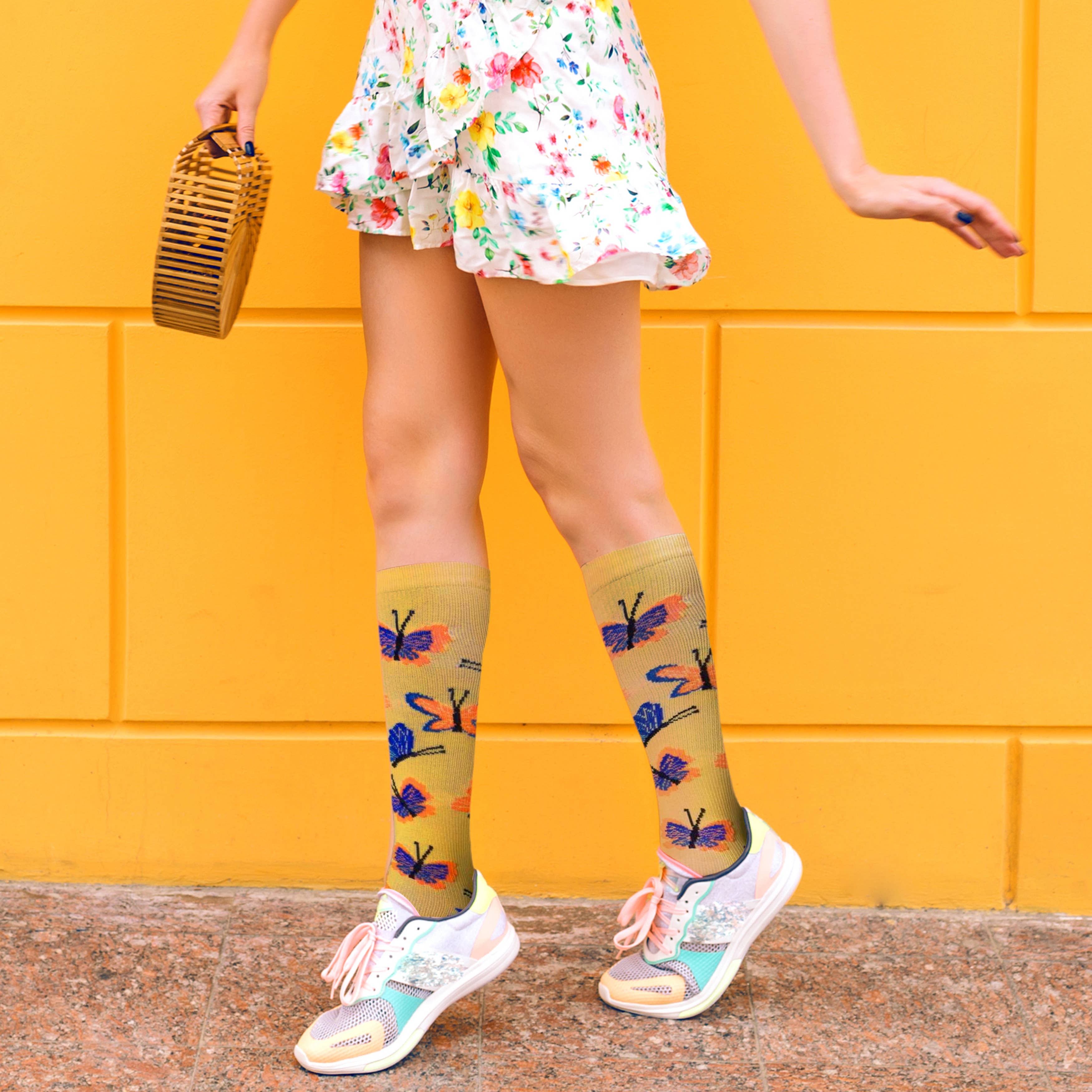 The American Gift Company (TAGCO) - Vendita all'ingrosso Calzini - Unisex - COLLEZIONE API E FARFALLE - 3 STILI ASST5