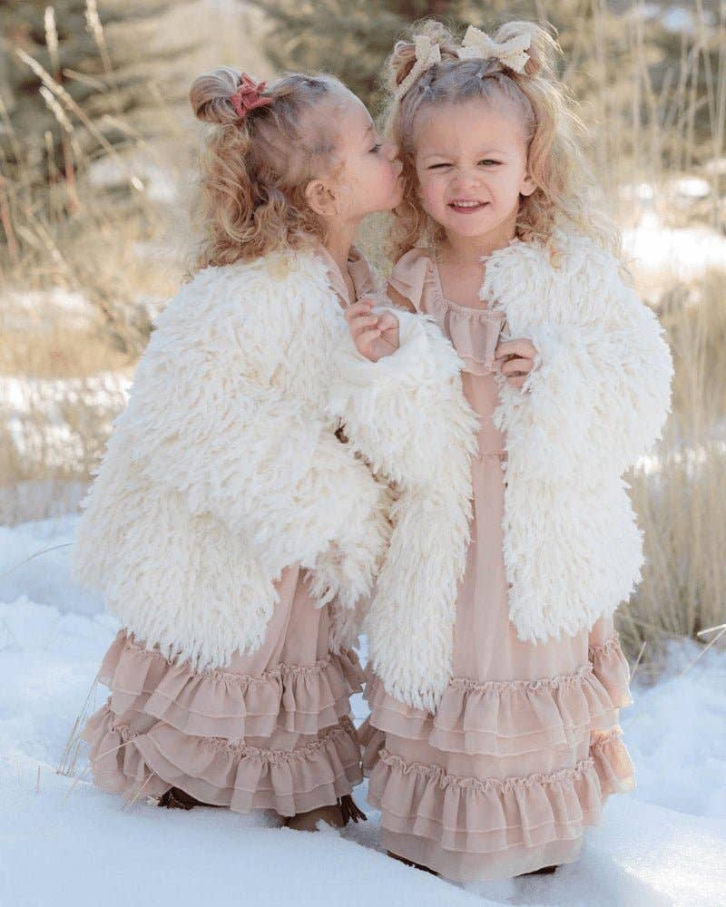 Bailey's Blossoms - Wholesale Mommy & Me-sets - Mommy and Me Nellie maxi-jurk met ruches - Champagne22