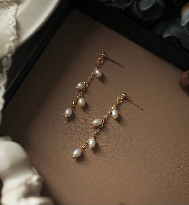 Haengseongworkshop - Wholesale Dangle Earrings - 18k Gold Plated/ Surgical Steel Stud 4mm Oval Rice Pearls Flora Style Earrings 4.5-5cm1