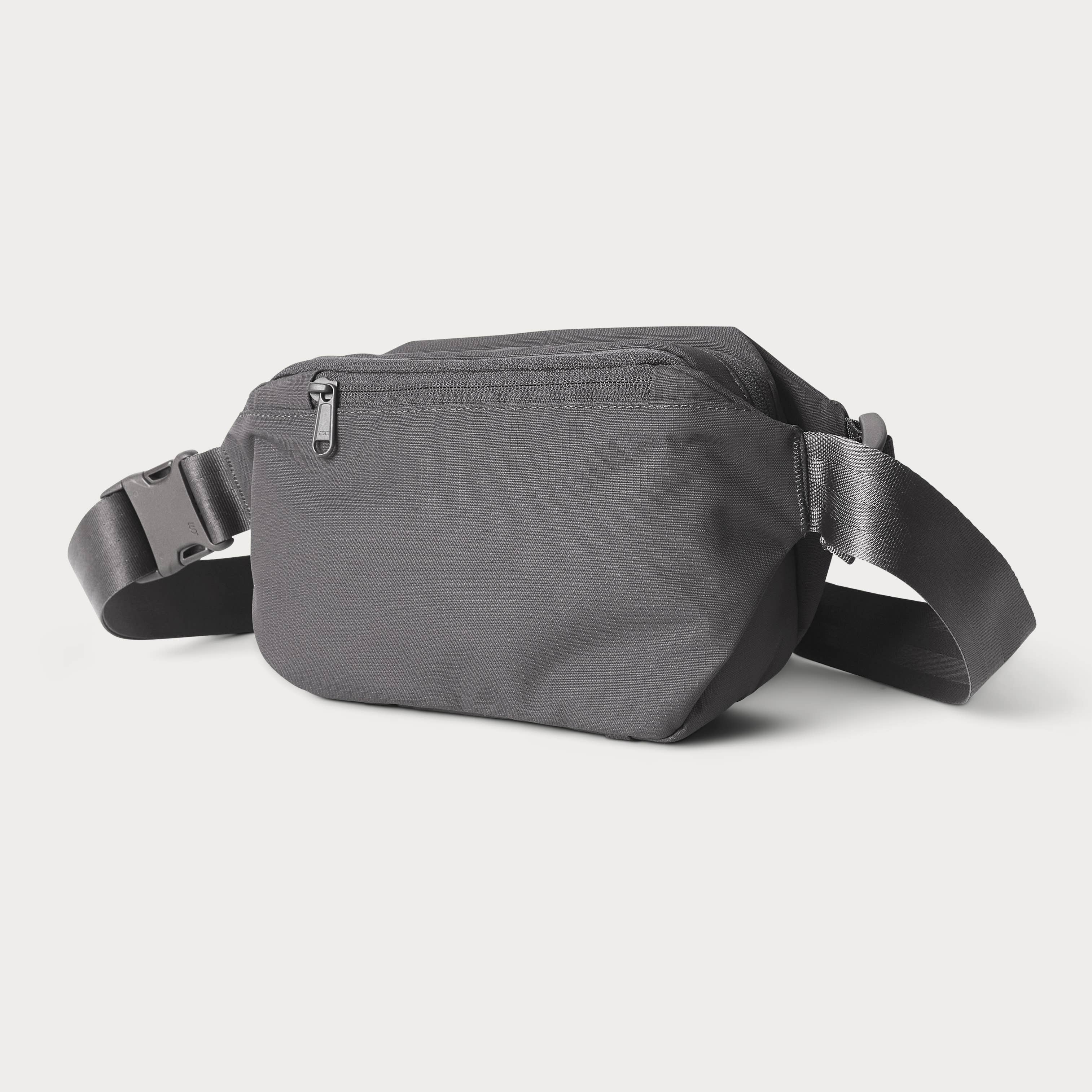 Moment - Wholesale Belt Bag - Unisex - Moment Everything Sling 2L2