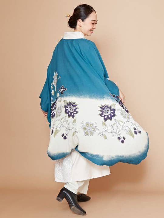 Blommande HAORI UV-skydd kofta för wholesale av Ametsuchi by Amina Collection