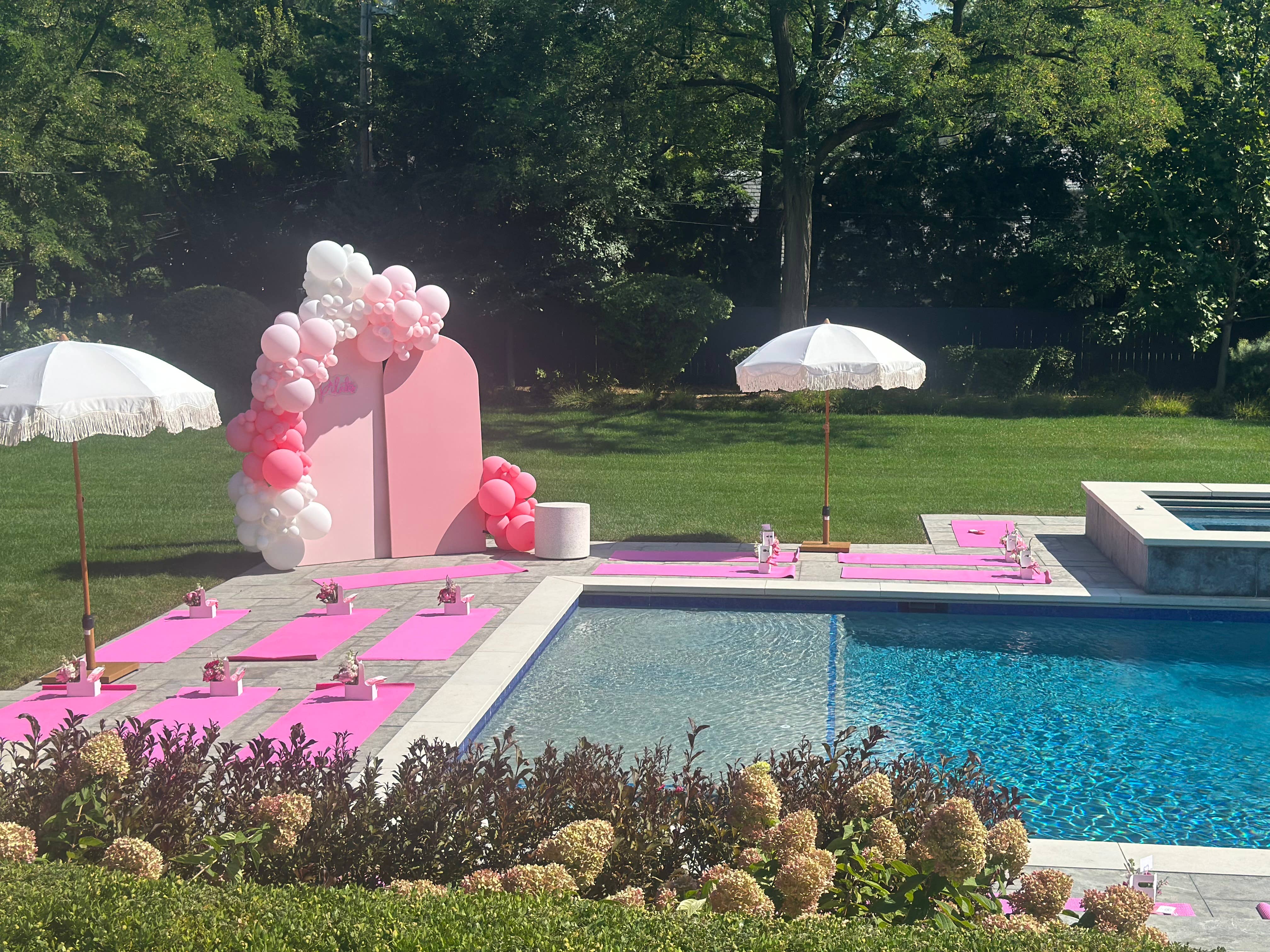 Rosa Calze Pilates And Rose con grip antiscivolo, taglia unica in vendita all'ingrosso su Faire7