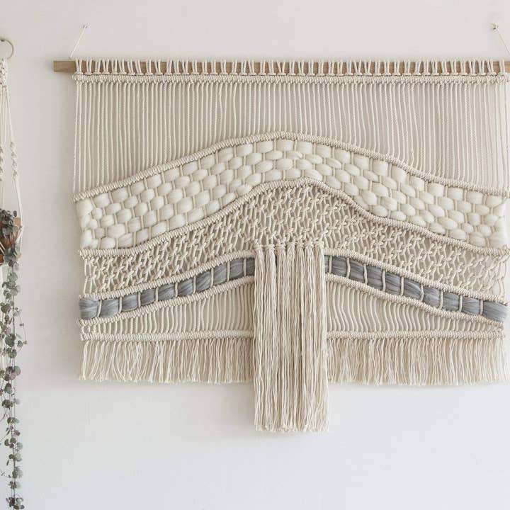 Teddy and Wool – wholesale Tapestry/textile – Large Macrame Wall hanging - "Raw River"