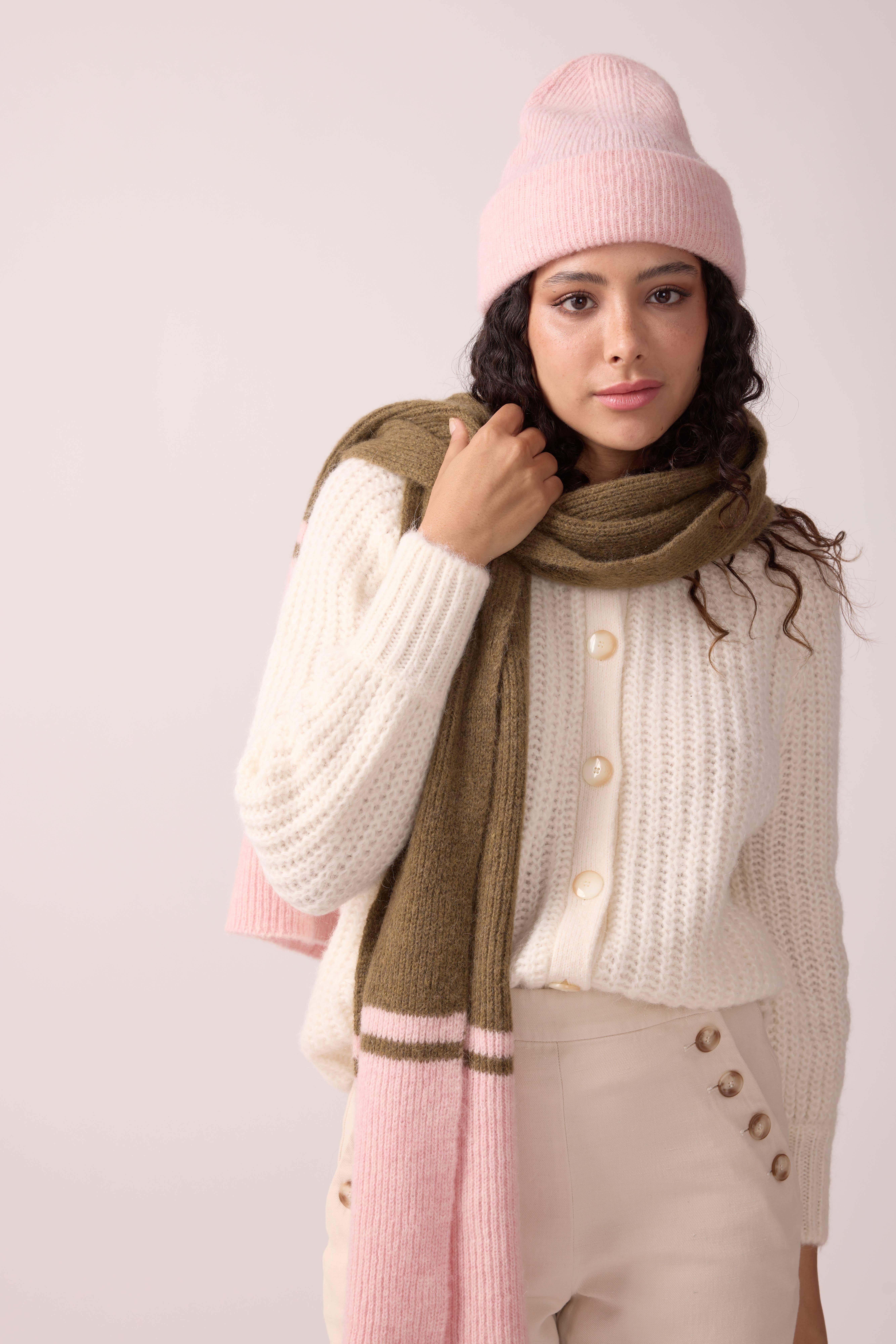 Maradji - Vendita all'ingrosso Berretto - Donna - BERRETTO IN LANA DI ALPACA WOODY ROSA BABY3