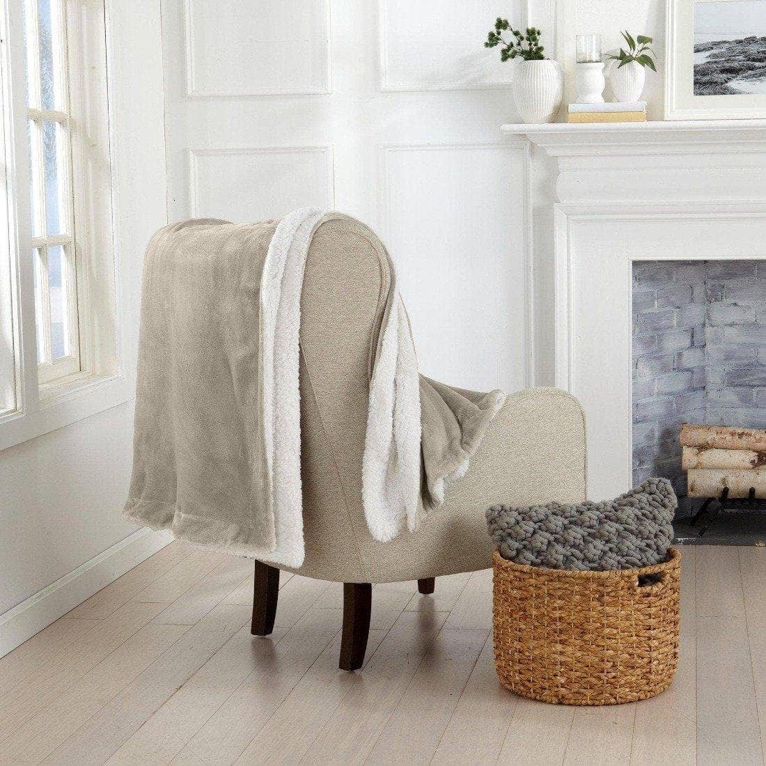 BH Collective - Wholesale Bedding Blanket - Bed Blanket - Velvet Plush & Sherpa Reverse - Kinsley124