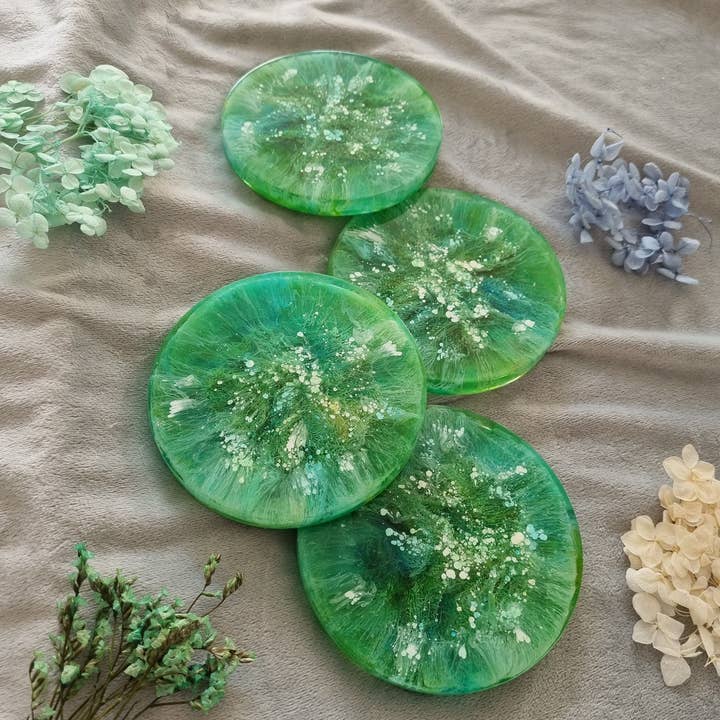 Groene onderzetters met abstracte alcoholinkt en hars, set van 4 voor wholesale door Lunar Living