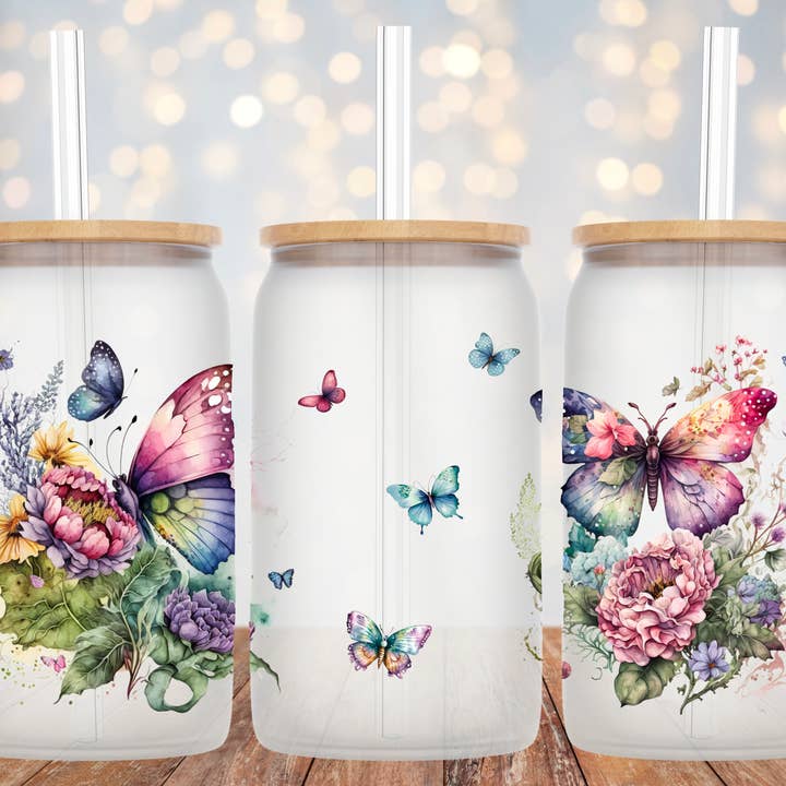 Gobelet en verre Pretty Butterfly pour la vente par The Potted Oasis