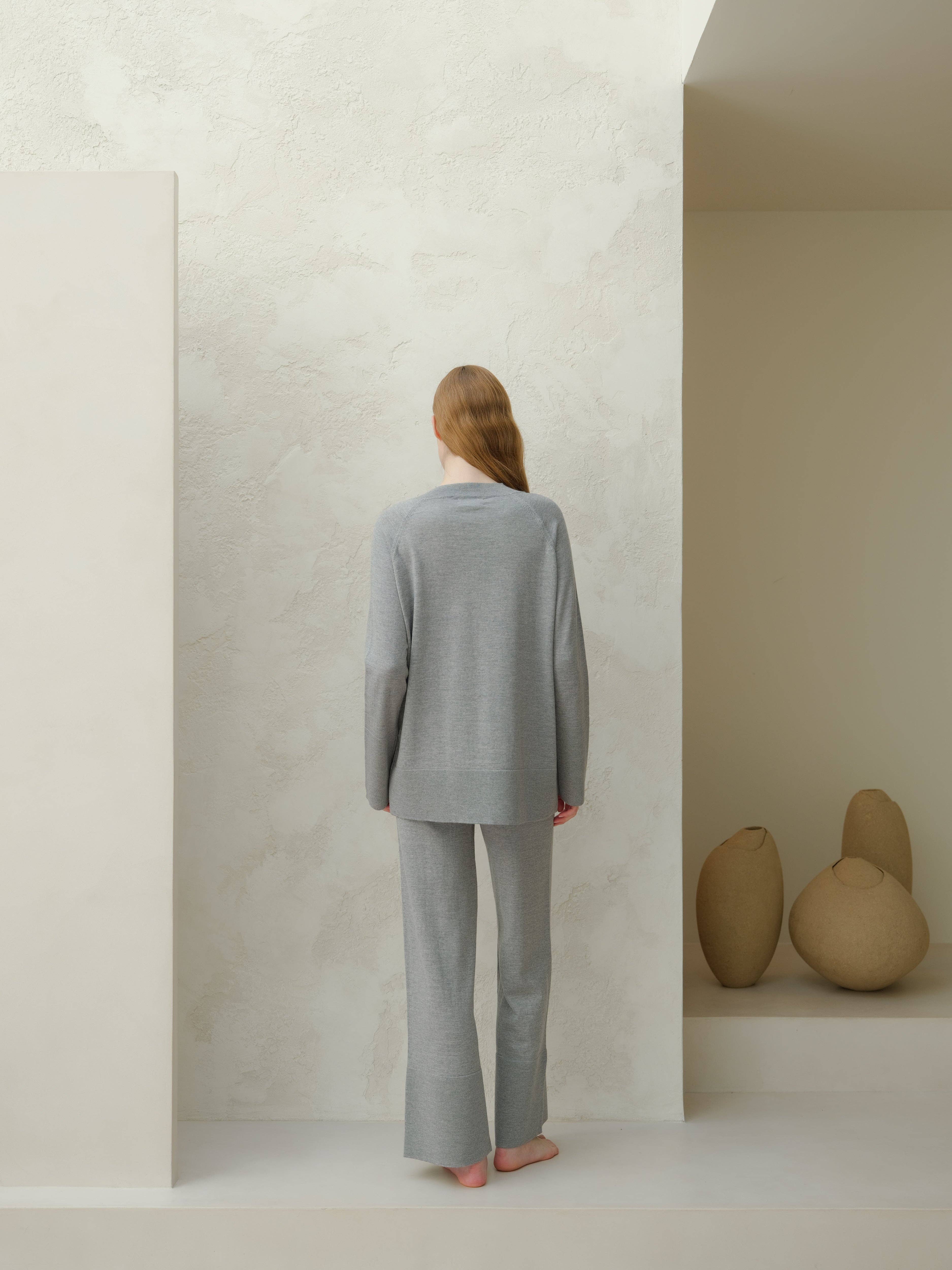 Lèmme - Wholesale Tunic Sweater - Women's - V-neck extra fine merino wool maxi sweater16