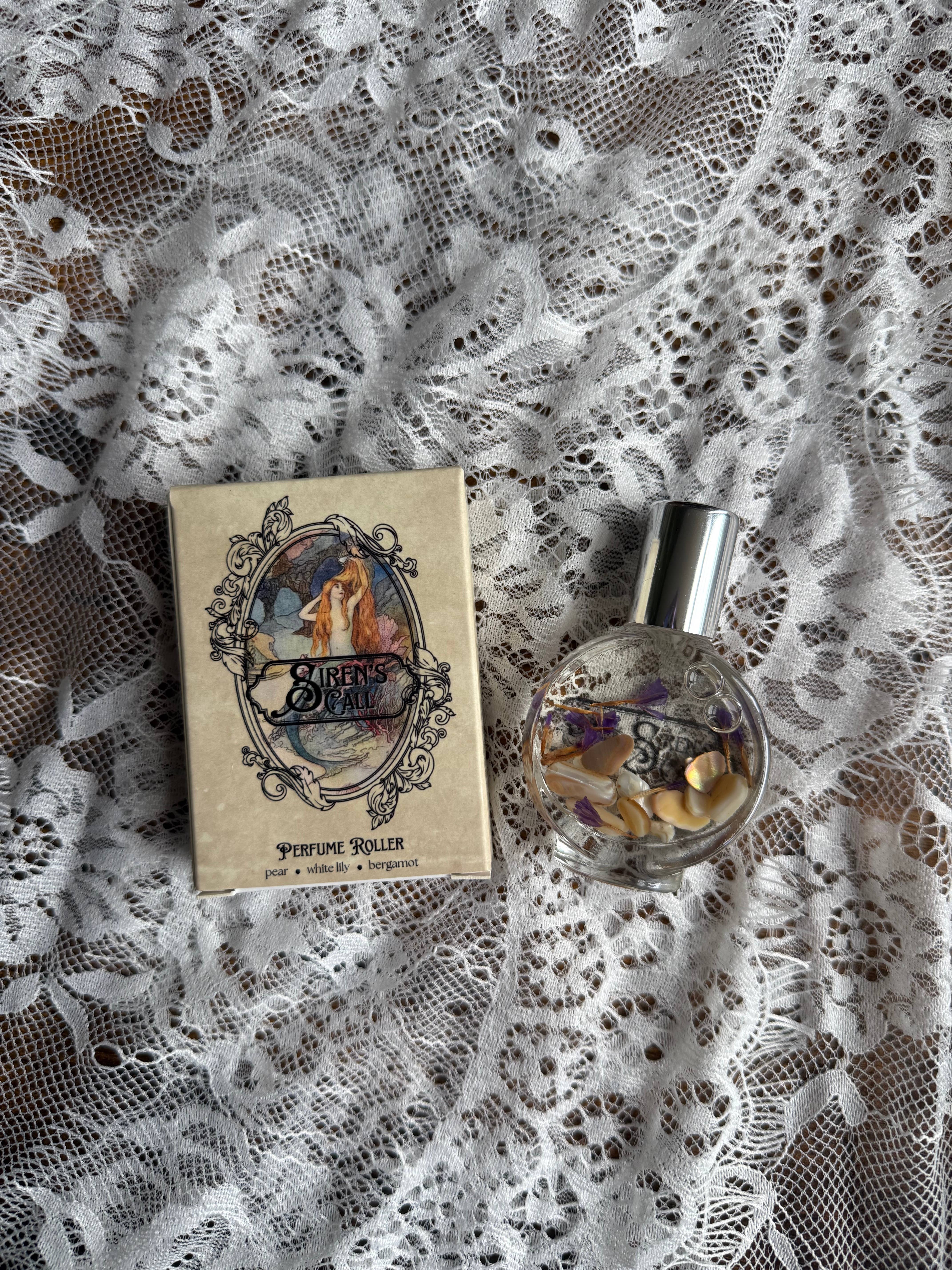 Sapphire & Sage – wholesale Roll-on fragrance – Siren's Call Lily & Bergamot Crystal Perfume Roller 15 ml1