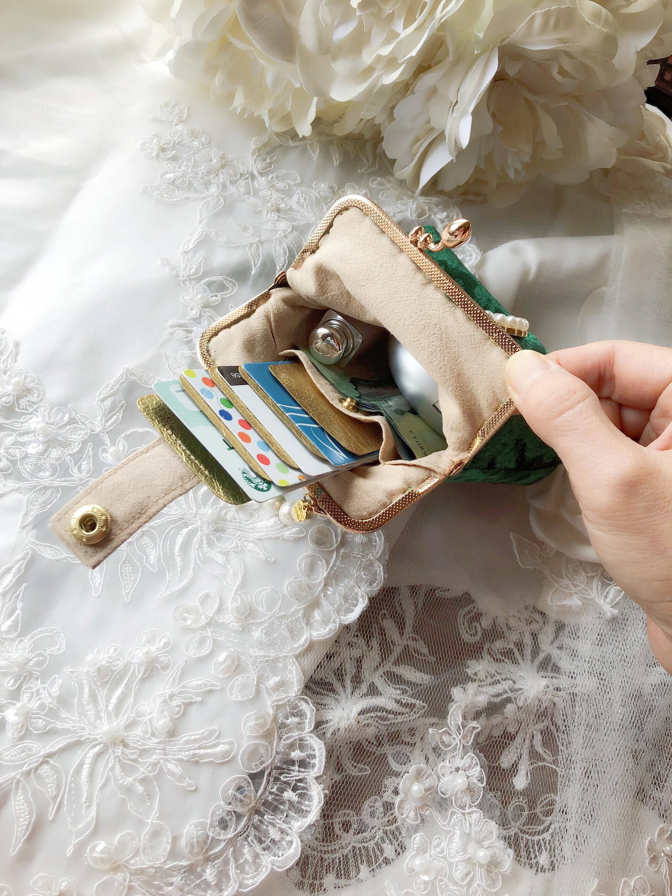 LeisTextileStudio - Wholesale Wallet - Women's - Handmade Velvet Vintage Kiss lock Handbag With Card Holder8