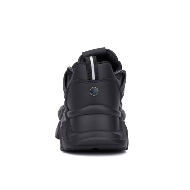 S3 Holding – wholesale Lifestyle trainers – Women′s – Olivia Miller Women's Zenith Low Top Sneakers2