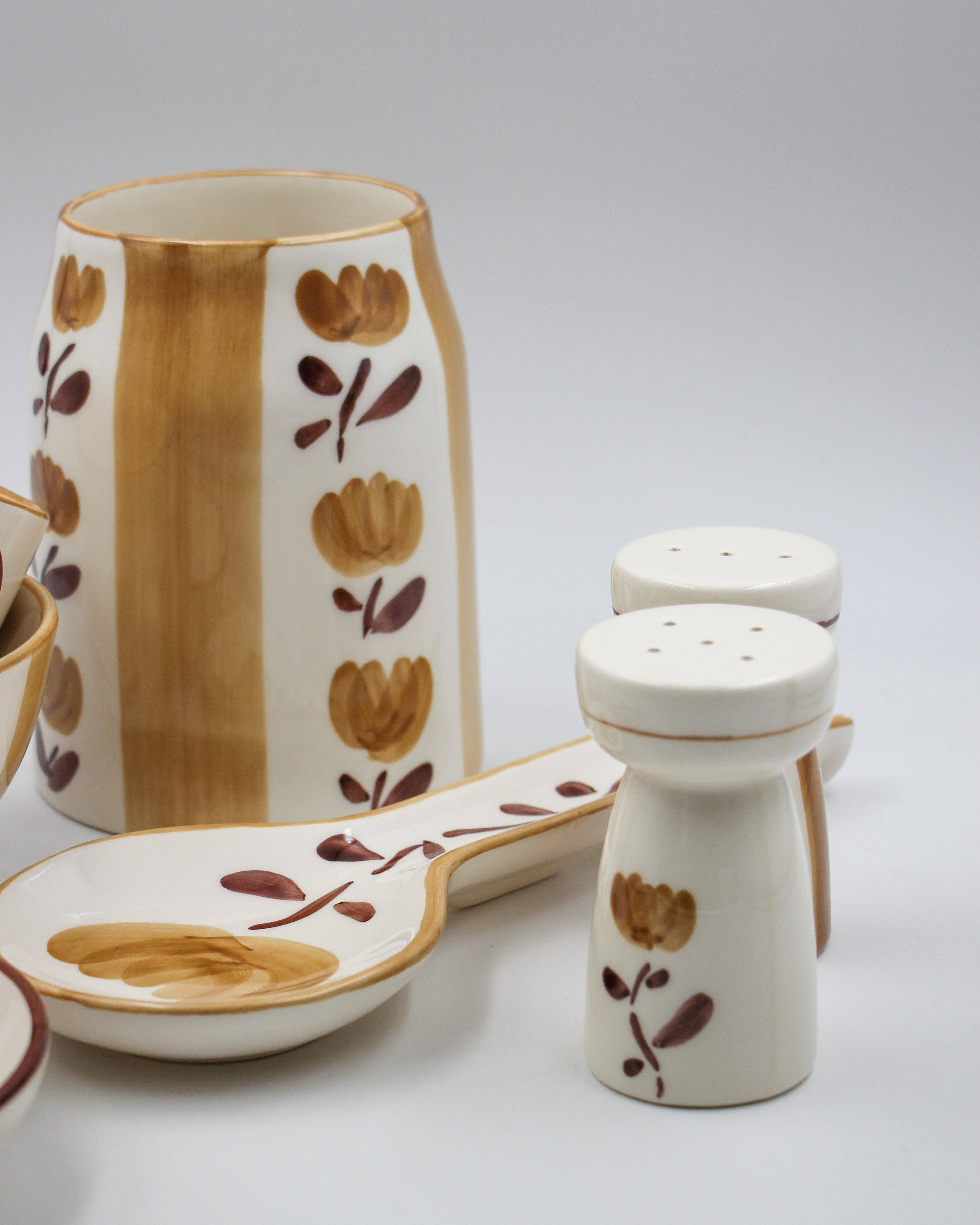 Pó de Barro - Wholesale Salt & Pepper Shaker Set - Dolce Latte Ceramic Salt & Pepper Shaker Set3