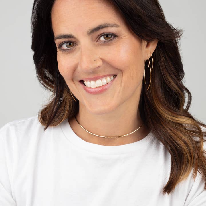 Forai - Wholesale Hoop Earrings - Qasioun Minimalist Mini-Threader Earrings in 14k Gold Fill3