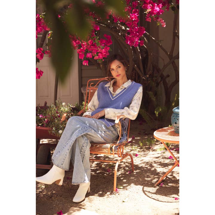 in february - Wholesale Outerwear Poncho - Women's - ECO-FRIENDLY EFFORTLESSLY ESSENTIAL SWEATER PONCHO VEST3