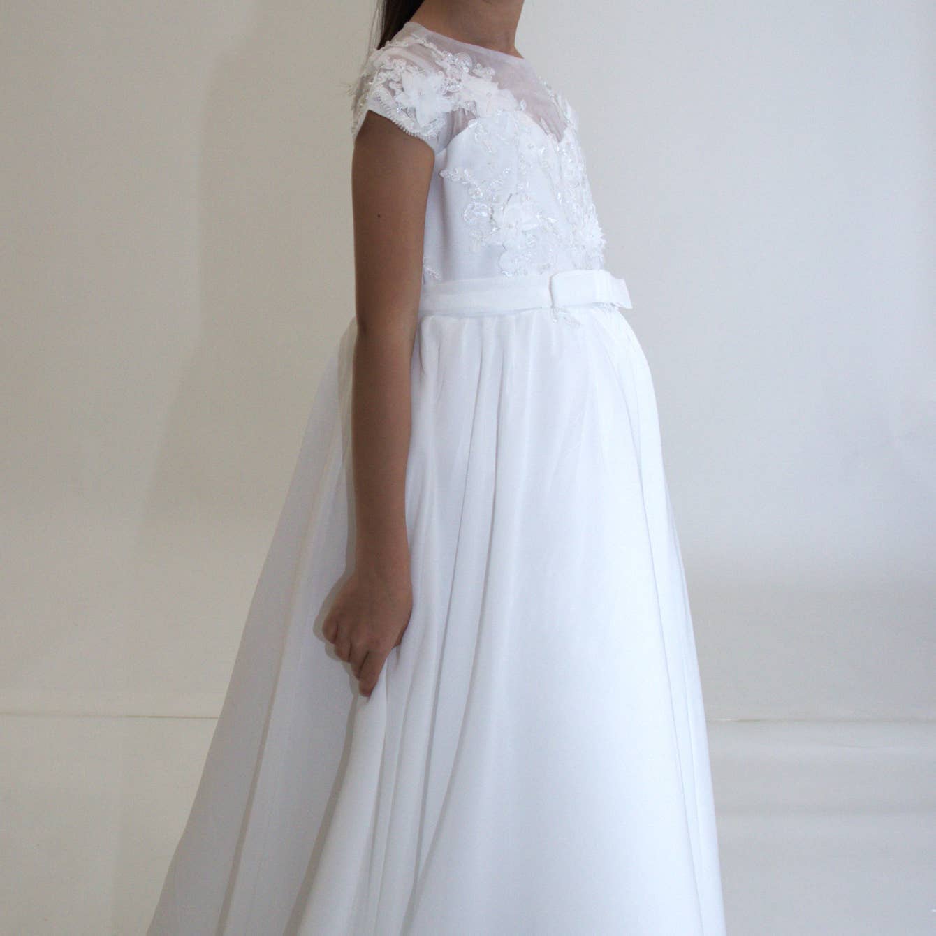 Yuko B - Wholesale Dress - Kids - JEANNE girl's dress - White3