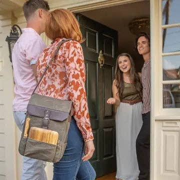 Big Wine Glasses - Wholesale Wine Tote - WAXED CANVASS WINE CARRIER7