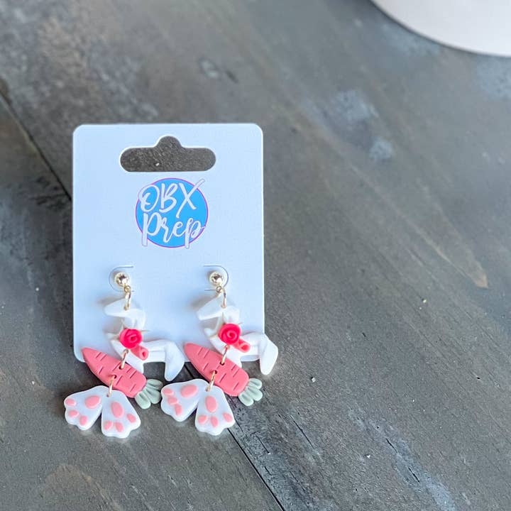 Ohrringe Osterhase mit rosafarbener Karotte, Feet Bow Spring für den Großhandel von OBX Prep