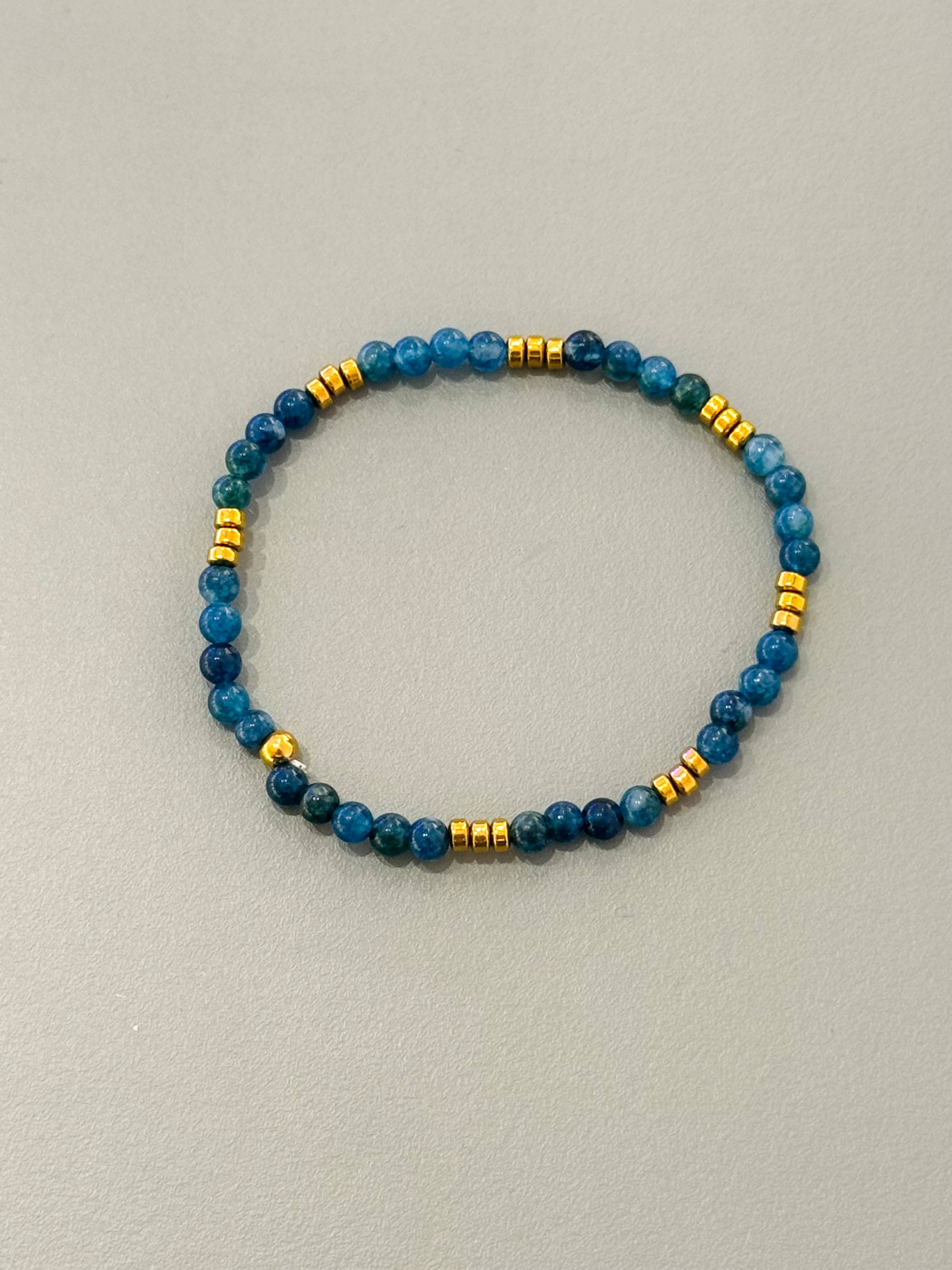 Cassette Barcelona – Engroshandel Perlearmbånd – Aloa elastisk sommerarmbånd med mineralsten15