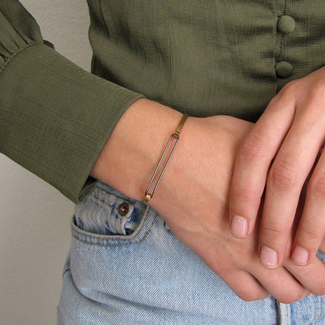 Ornamental Things - Wholesale Bangle Bracelet - Steel Swing Top Bracelet2