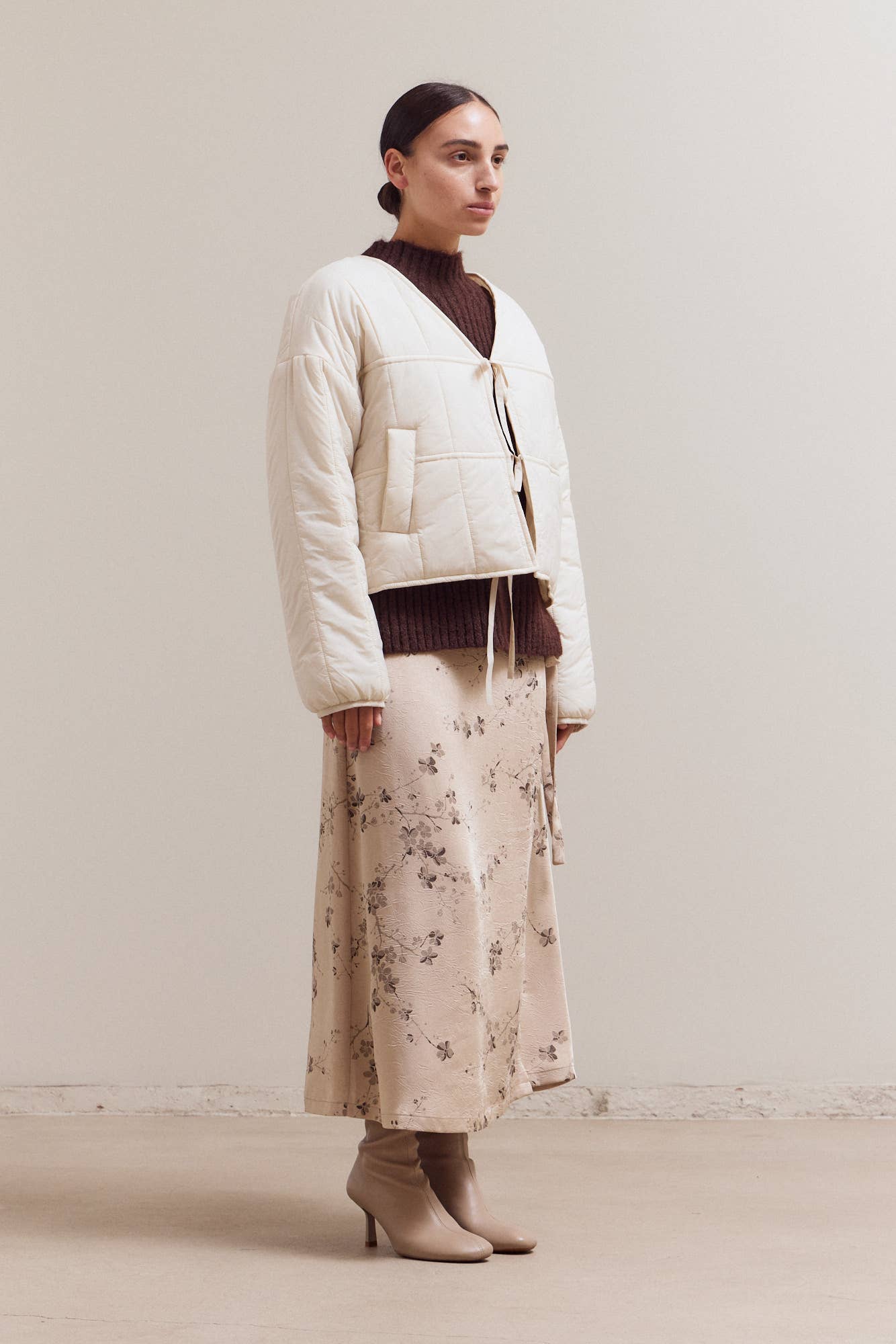 Grade & Gather - Wholesale Jacket - Women's - 80417 - FRONT TIE QUILTING JACKET7