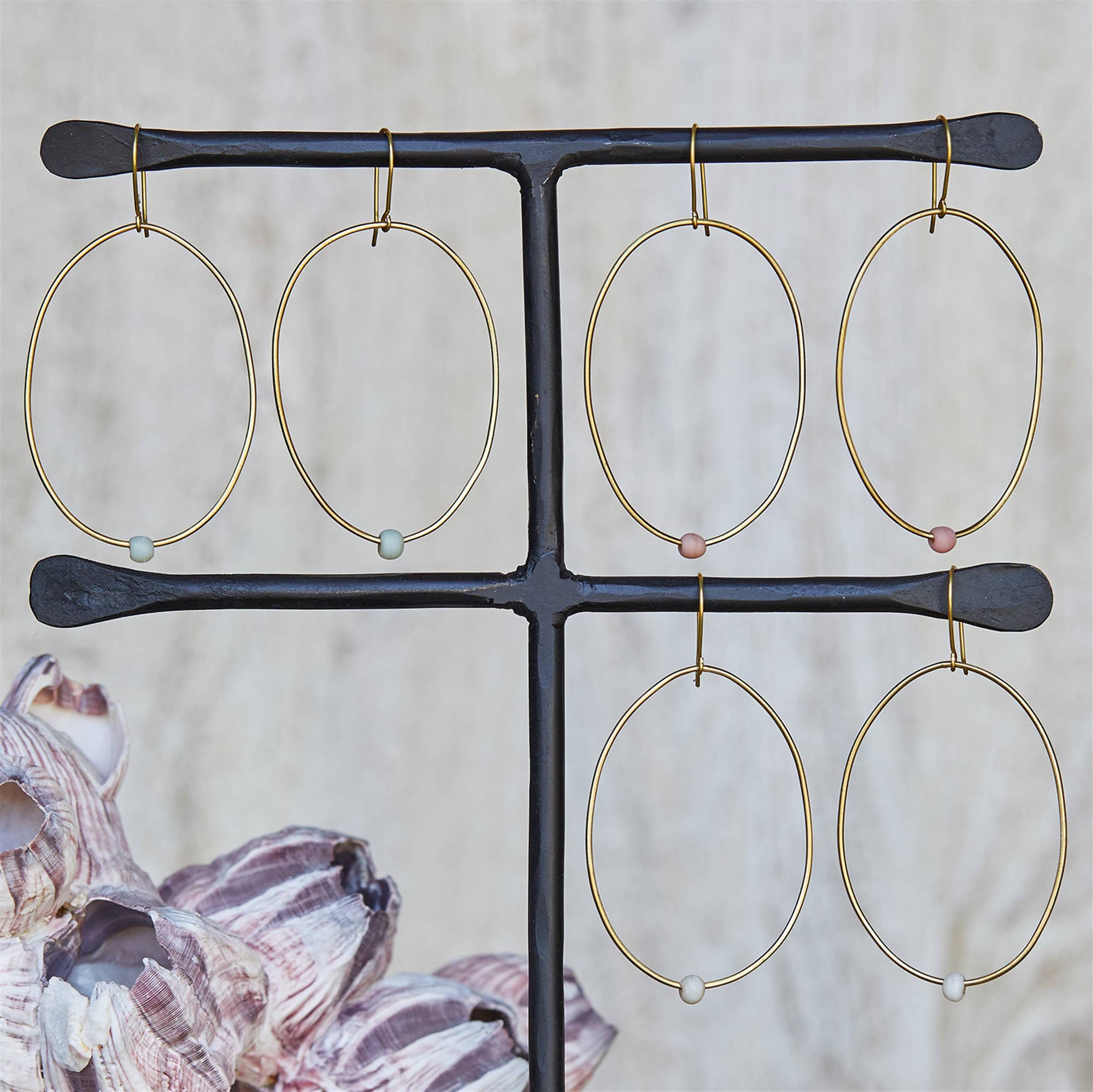 HomArt - Wholesale Dangle Earrings - Lombok Organic Oval Earring - White2