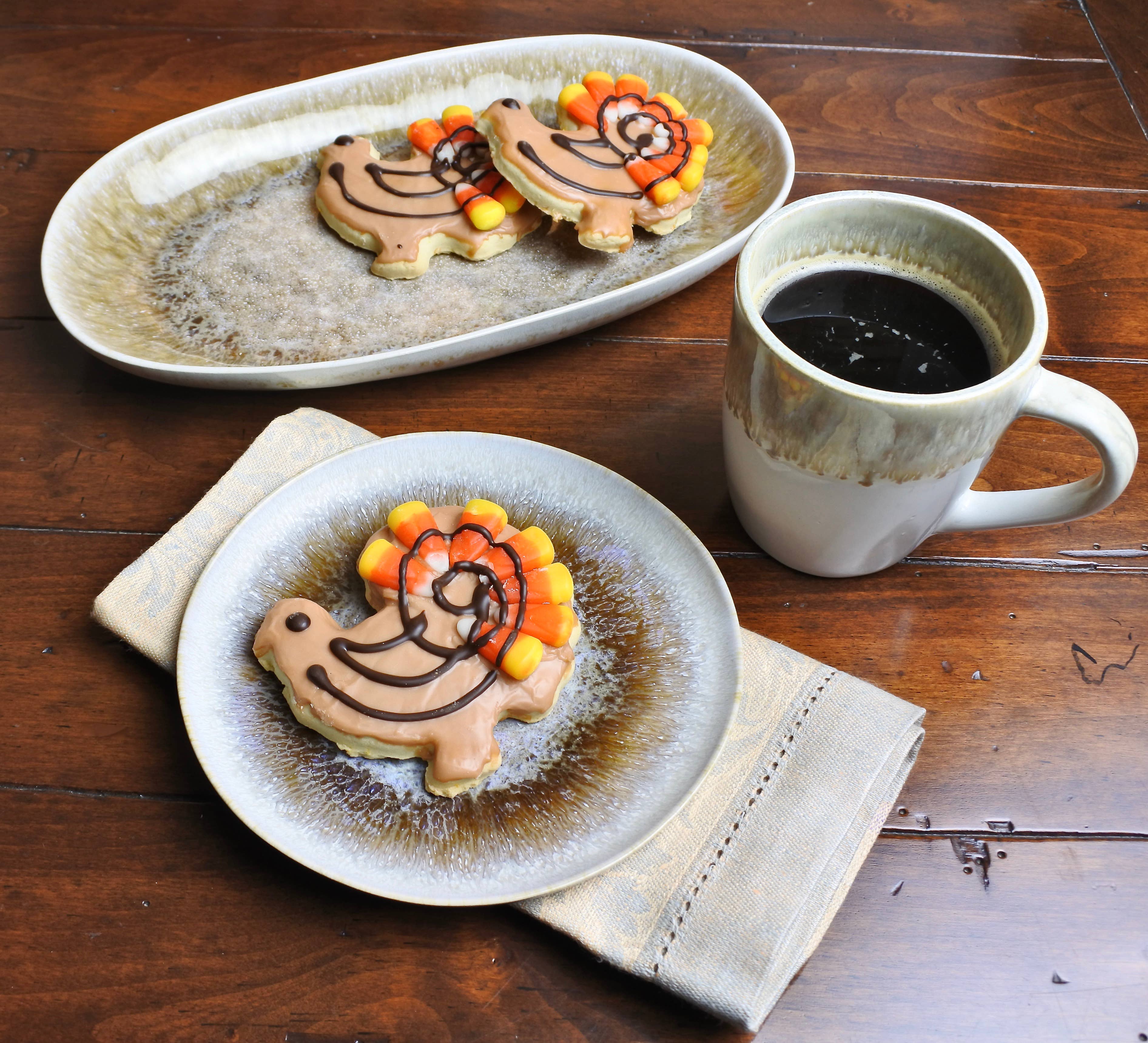 Carmel Ceramica - Wholesale Decorative Tray - Point Lobos Medium Oval Tray1