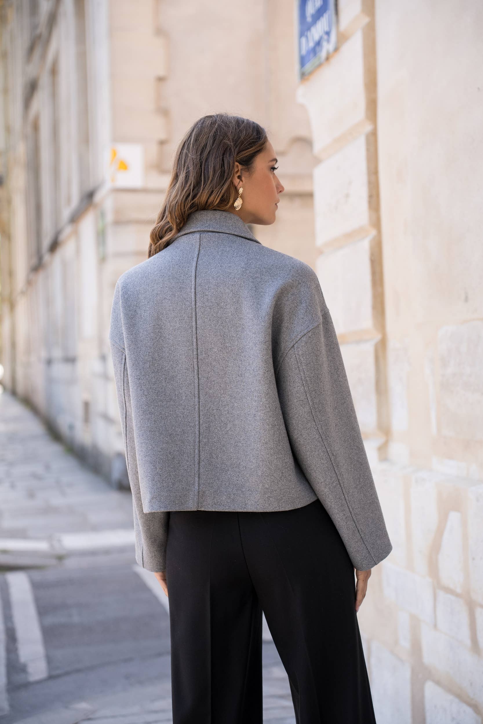 Attentif Paris - Wholesale Jacket - Women's - Structured short jacket in blended wool with patch pockets17