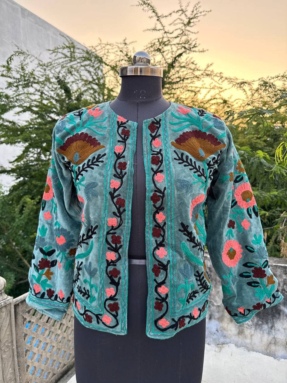 GYPSY STUDIO - Wholesale Jacket - Women's - Winter Coat Floral Embroidery Assorted Design Suzani Jackets3