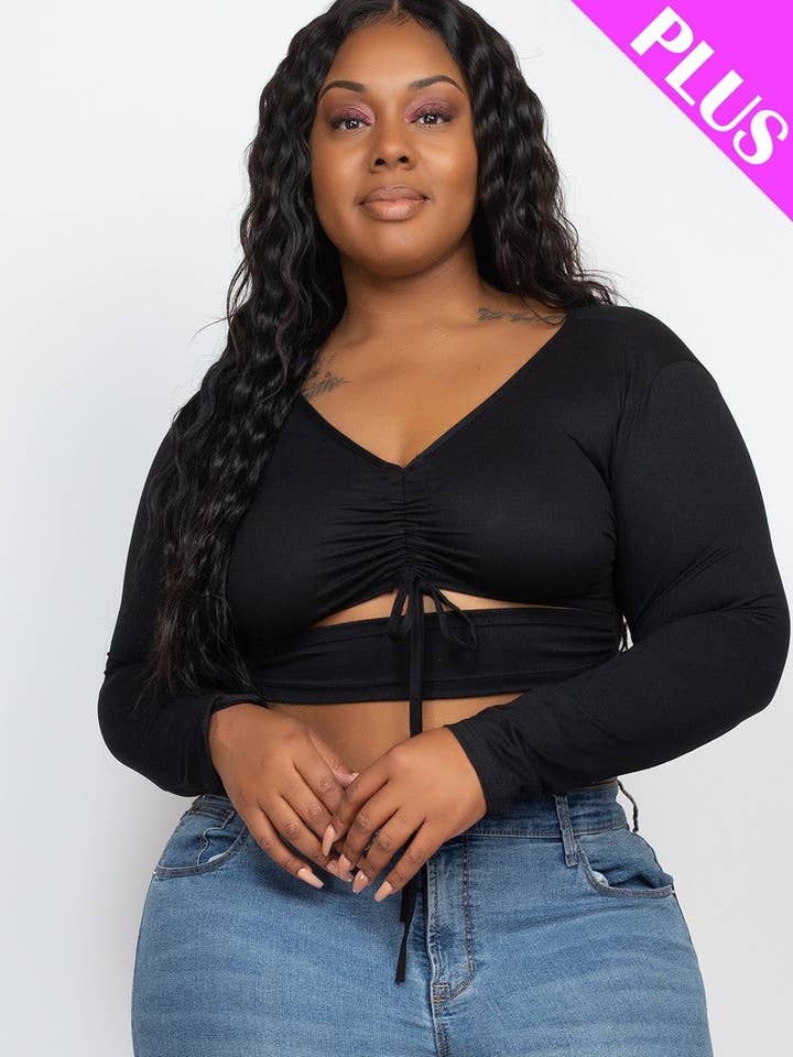 Elizabeth Rüschen-Ausschnitt-Crop-Top in Übergröße - Schwarz für den Großhandel von Fashions Blvd