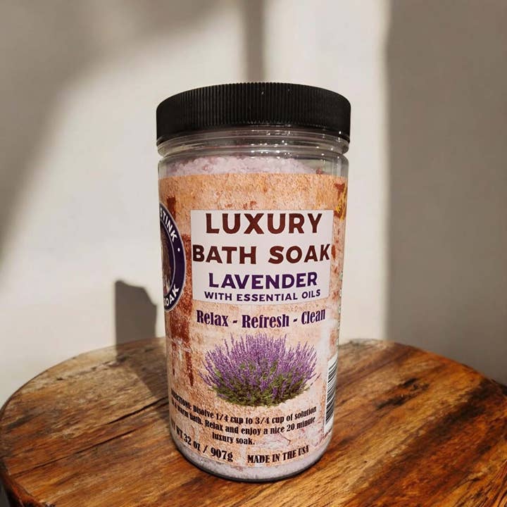 Luxury Bath Soak w/Essential Oils - Lavender for wholesale by MENO Brands, limited