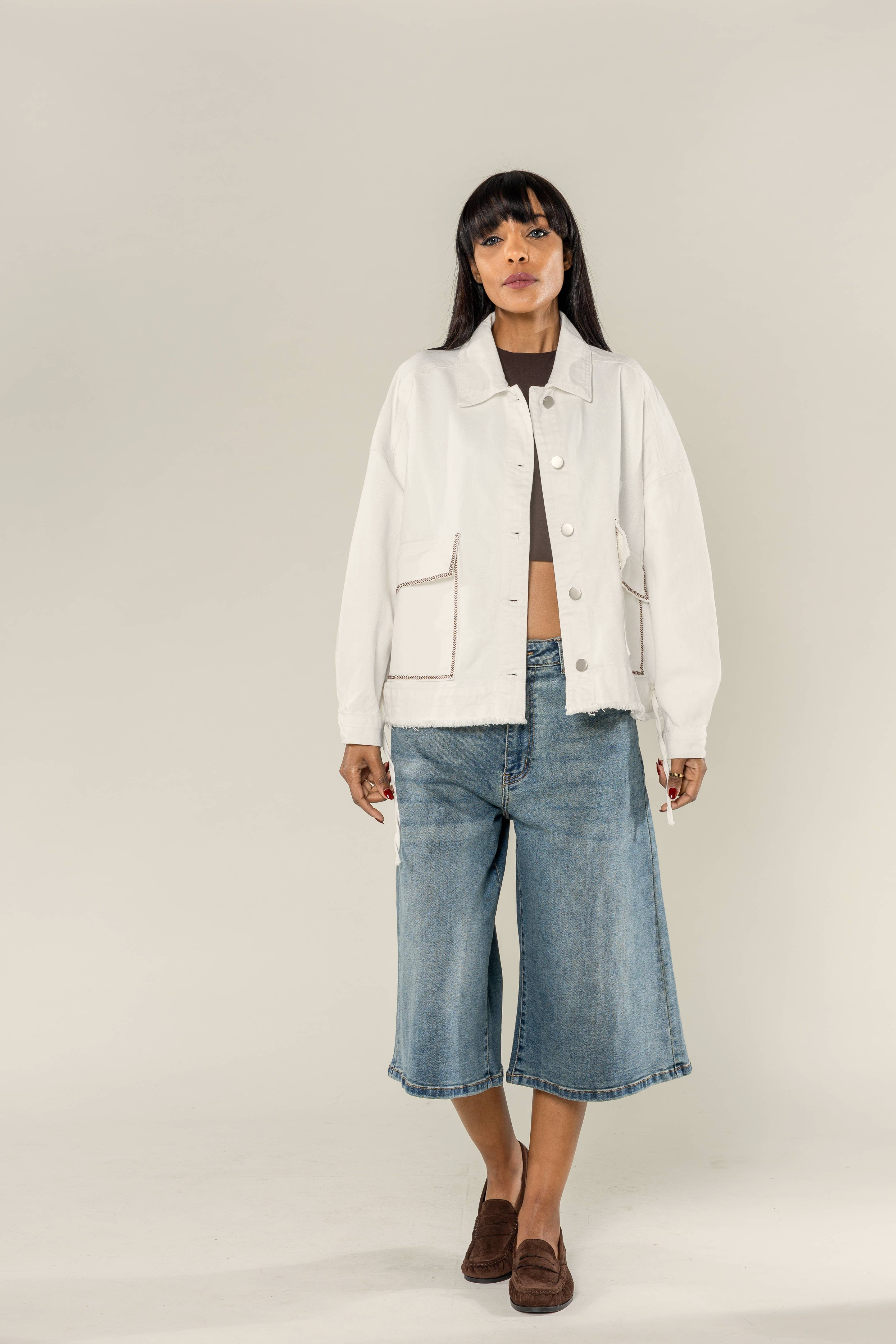 Nina Carter - Wholesale Denim Jacket - Women's - Oversized Denim Jacket Nina Carter large pockets S56242