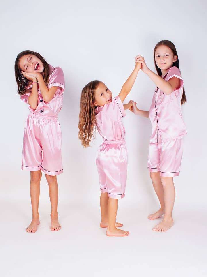 Sisters G Kids - Wholesale Sleepwear Set - Kids - Kids Satin Pajamas Shorts + Short Sleeves12