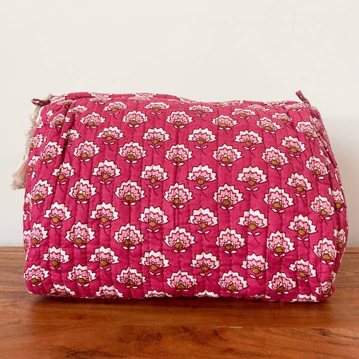 Berry Pink Block Print-pose for engroshandel hos Kalyana Textiles