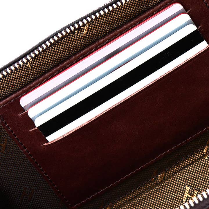 HELMBROOK London - Wholesale Crossbody Bag - Men's - Carlyle Handcrafted Leather Handbag16