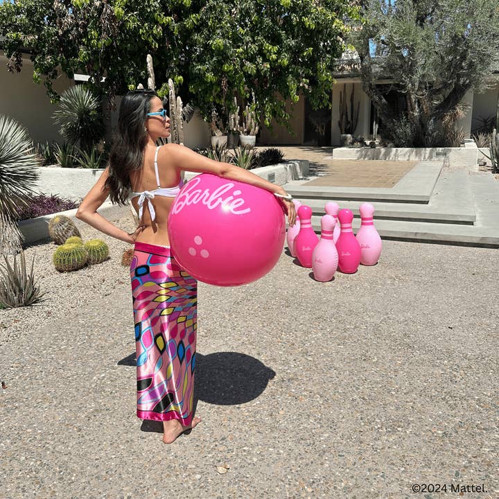 FUNBOY - Wholesale Inflatables - FUNBOY X Barbieâ„¢ Inflatable Backyard Bowling Set