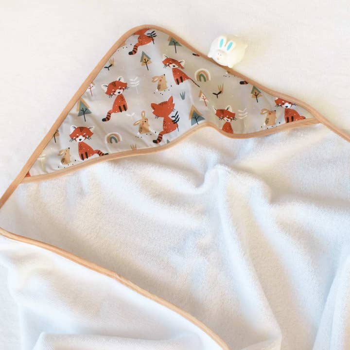 Rouky bath cape - 90 x 90 cm for wholesale by Vic & Pic